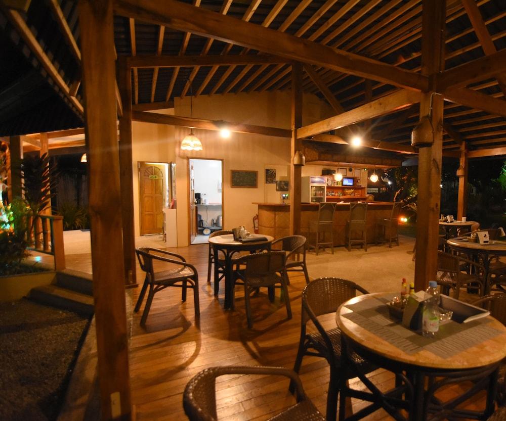 Alona42 Resort Đảo Đảo Panglao Ngoại thất bức ảnh